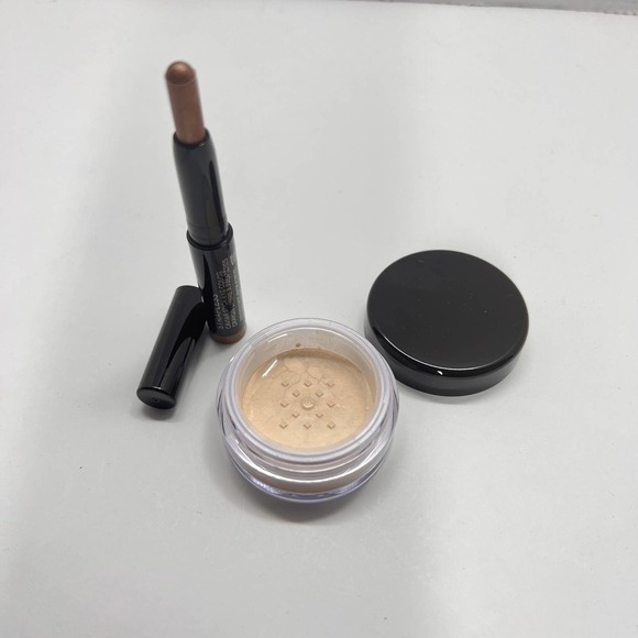 Laura Mercier Mini Translucent Loose Setting Powder & Caviar Eyeshadow Stick - Picture 4 of 5